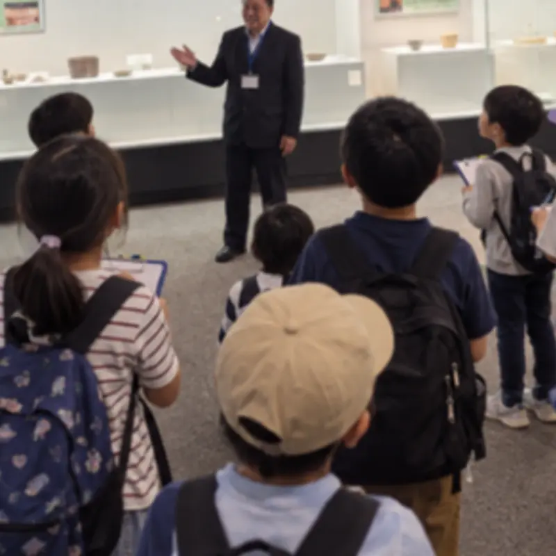 子ども向けミュージアムトークの様子